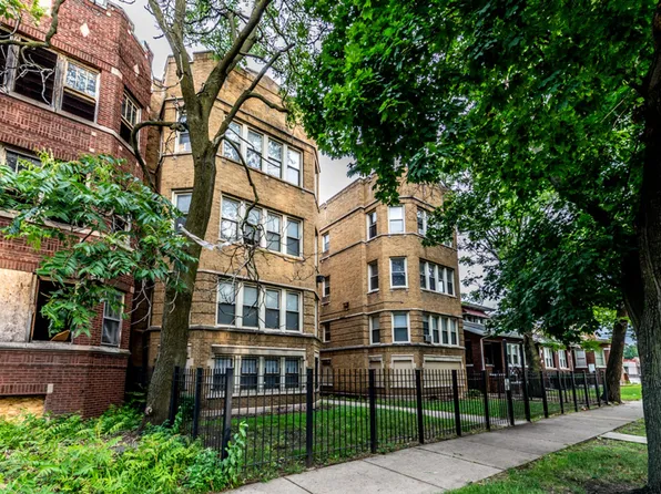 7924 S Vernon Chicago, IL 60619