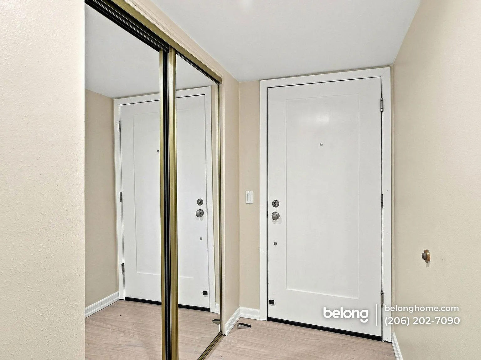 2 bed, 2.0 bath, 1376 sqft, $3,395 — Photo 3