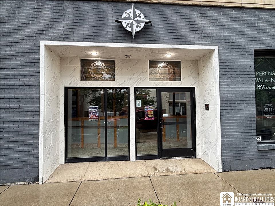 1st image of 21 E 3rd St #402