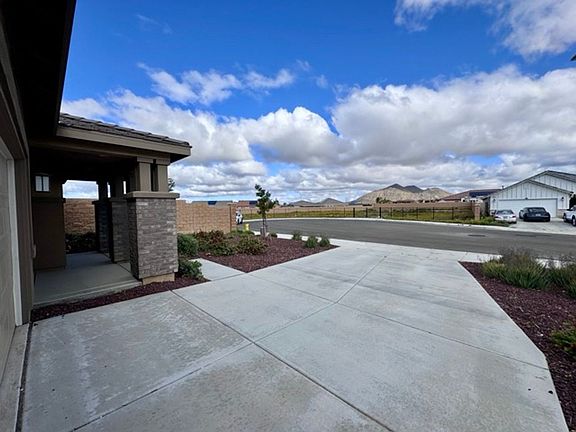 5th image of 32261 Wild West Ct