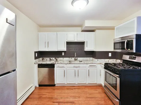 238 Everett St, Boston, MA