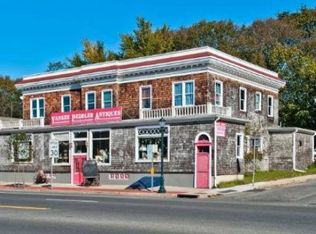 1038 New York Ave, Huntington Station, NY 11746