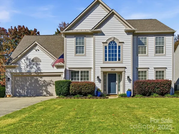 2522 Beacon Forest Dr, Charlotte, NC 28270