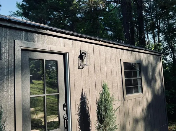 856 S Gabbert St, Monticello, AR 71655