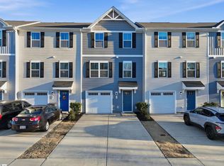 31 High Pine Trl, Greenville, SC 29617