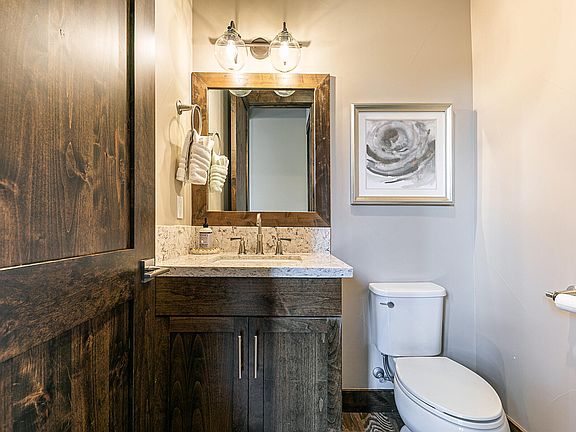 5th image of 10113 Corrie Ct
