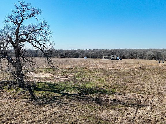 3rd image of 8244 Old Colony Line Rd