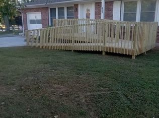 419 Elaine Dr, Hopkinsville, KY 42240