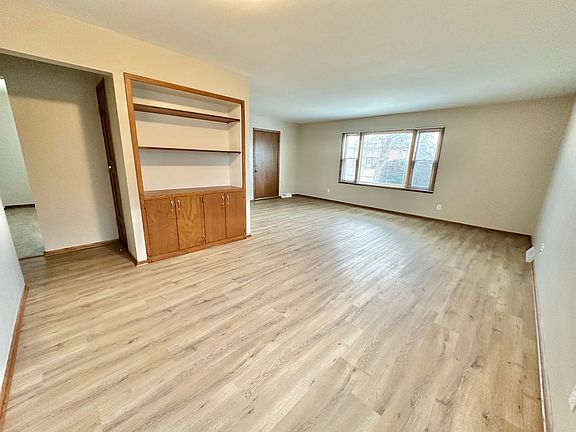5th image of 5828-5830 N 76th St #5828