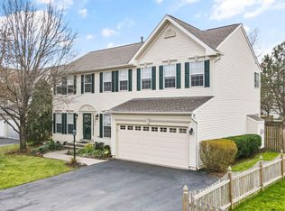 12015 Youngtree Ct, Bristow, VA 20136