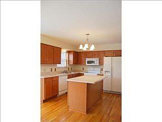 4th image of 6938 Hawksbeard Dr