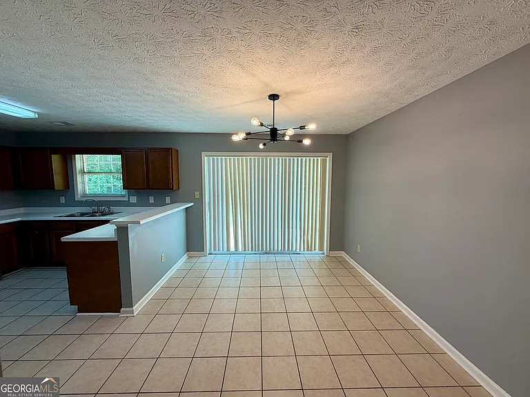 105 Waterford Way — Photo 6