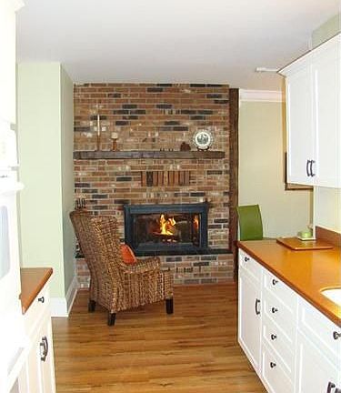 3rd image of 10768 Liberty St