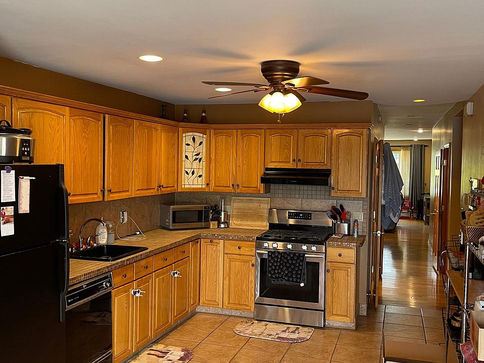 1st image of 71 Purcell St #1