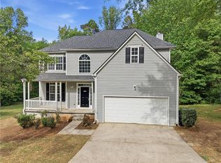 814 Shadow Lakes Dr, Lithonia, GA 30058