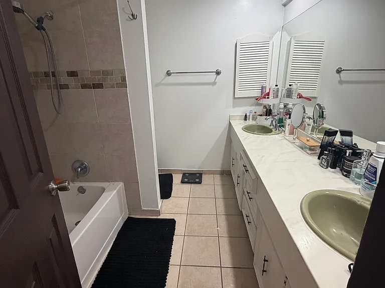 217 E Castellano Dr #A — Photo 12
