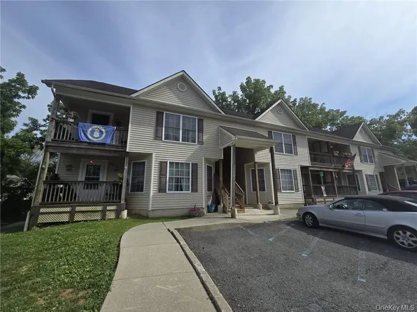 105 N Montgomery St, Walden, NY