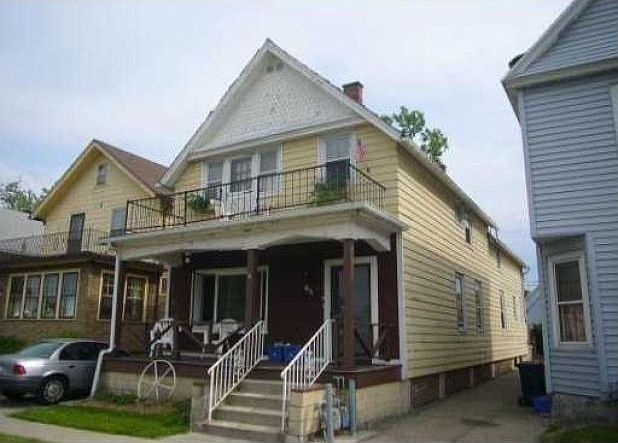 2nd image of 65 Ludington St