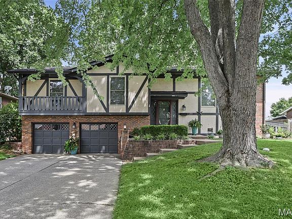 2nd image of 310 Emily Dr
