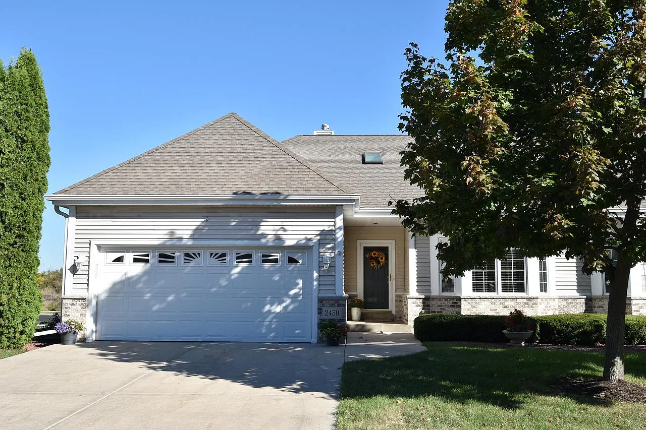 2450 Caribou LANE photo 1