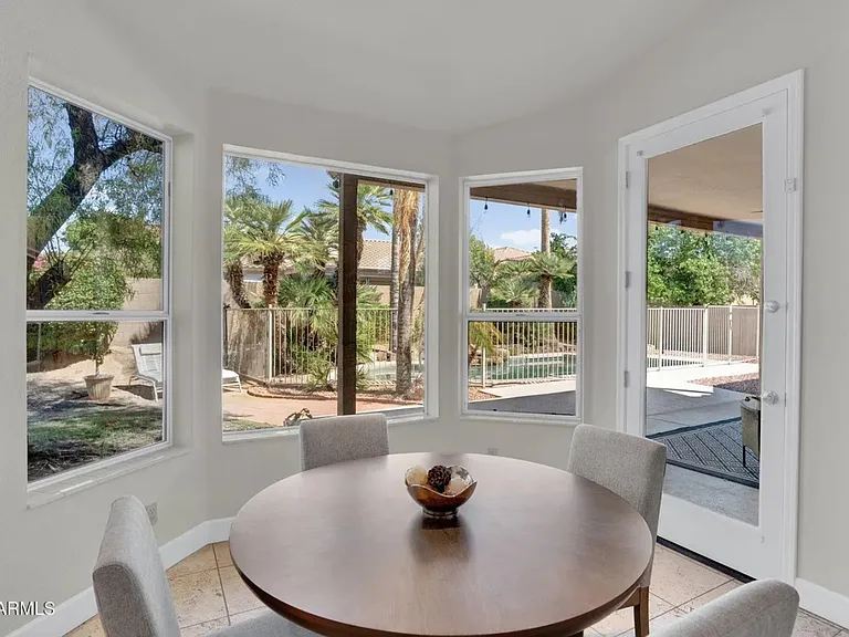 5434 E Campo Bello Dr — Photo 6