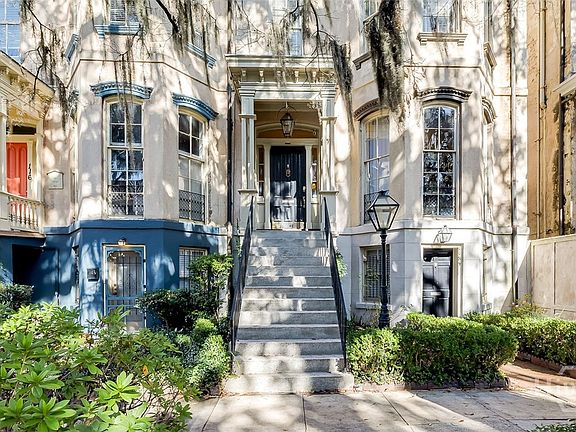 3rd image of 118 E Gaston Street