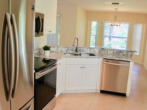3rd image of 2223 Florinda St