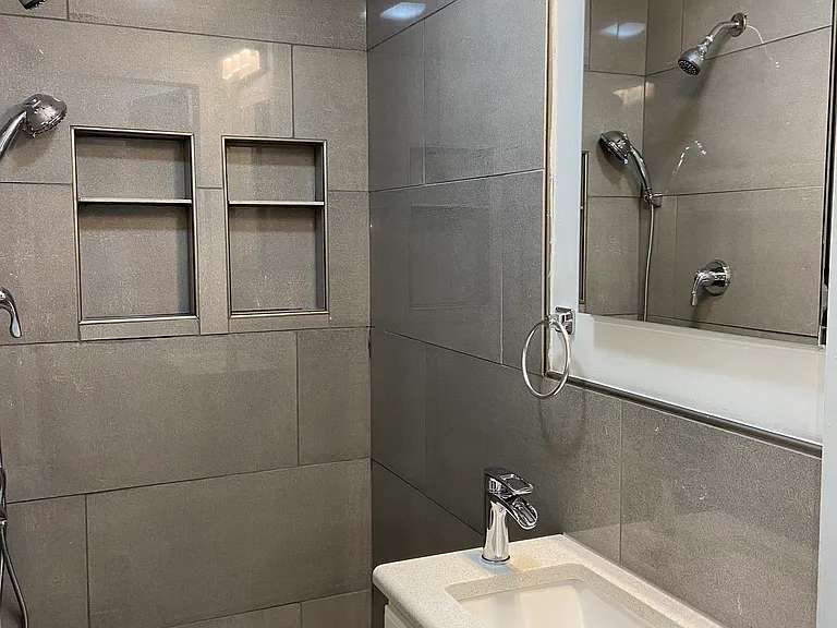 252 Windsor St #3R — Photo 18