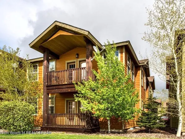 677 Buffalo Junction Loop Unit 11, Driggs, ID 83422