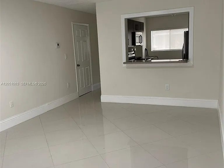 9441 Palm Cir N #0 — Photo 14