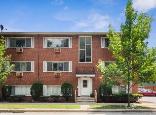1107 Washington Blvd #71W, Oak Park, IL 60302