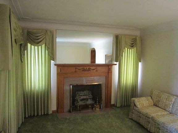 2nd image of 550 E Weber St