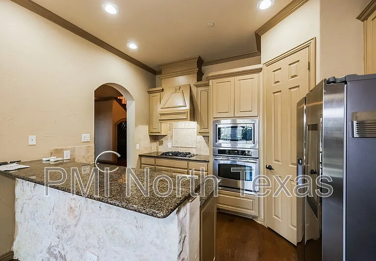 5379 Balmoral Dr — Photo 11
