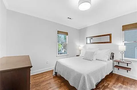 1690 Emerald Ave SW — Photo 10