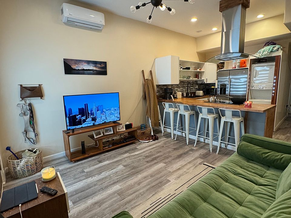 1st image of 12213 Havelock Ave #2
