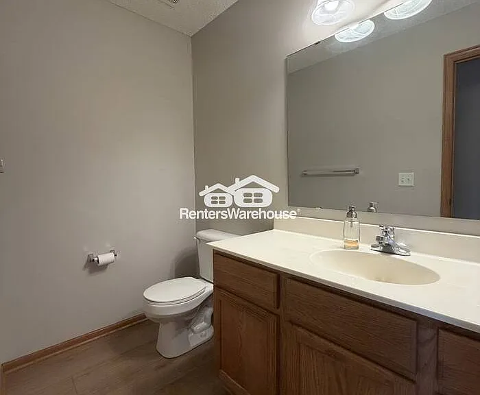 2489 Yellowstone Dr — Photo 10