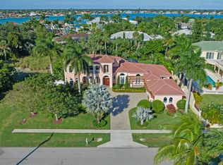 1570 Doxsee Ter, Marco Island, FL 34145