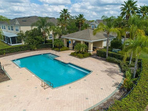 2nd image of 940 Vista Cay Ct