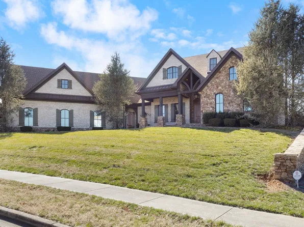 199 Stones Manor Ct, Clarksville, TN 37043