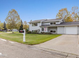 2424 Kensington Dr, Anchorage, AK 99504