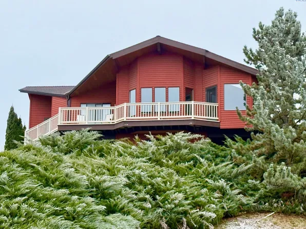 1425 SW Wadleigh Dr, Pullman, WA 99163