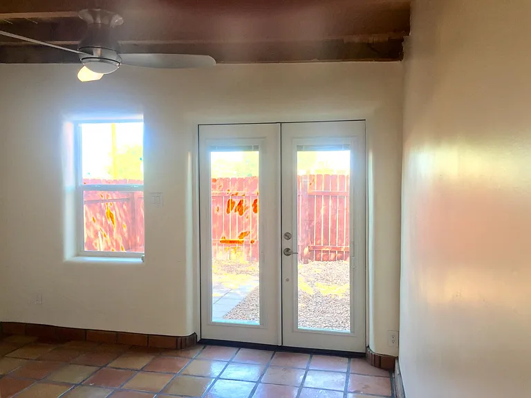 321 Tesuque Dr #D — Photo 10