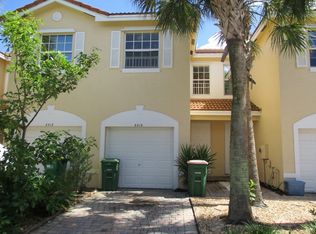 6316 Landings Way, Tamarac, FL 33321