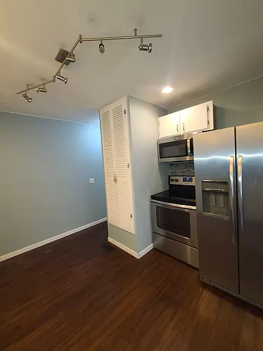 1113 Laura Dr Photo 1
