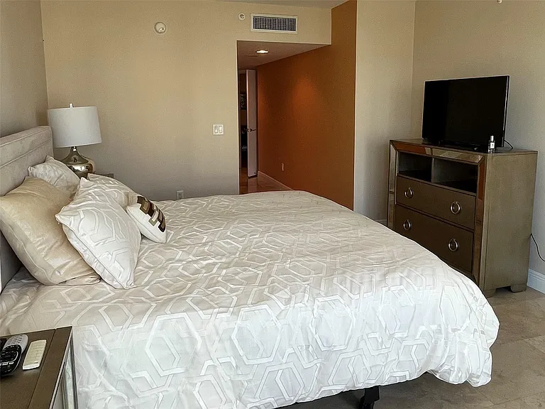 16500 Collins Ave #2052 — Photo 19