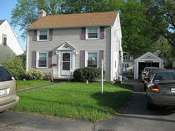 3rd image of 36 Silver Lake Ave