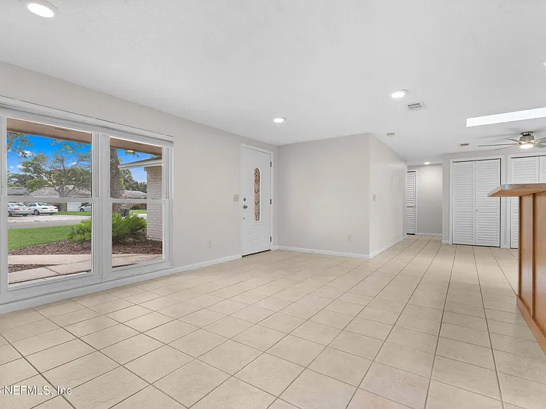 250 Nautical Blvd S — Photo 4