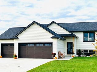 1029 Bucknell Ct, Spring Valley, MN 55975