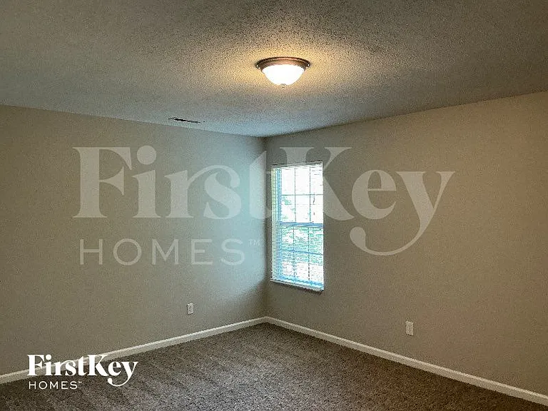 1317 Sharp Ridge Rd — Photo 6