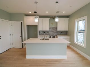 306 W 3rd St APT 3B, Boston, MA 02127